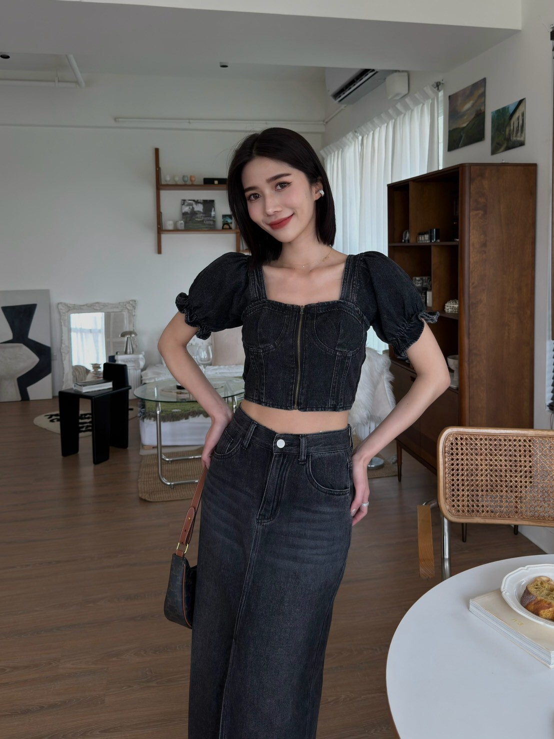 澎澎袖造型拉鍊牛仔上衣