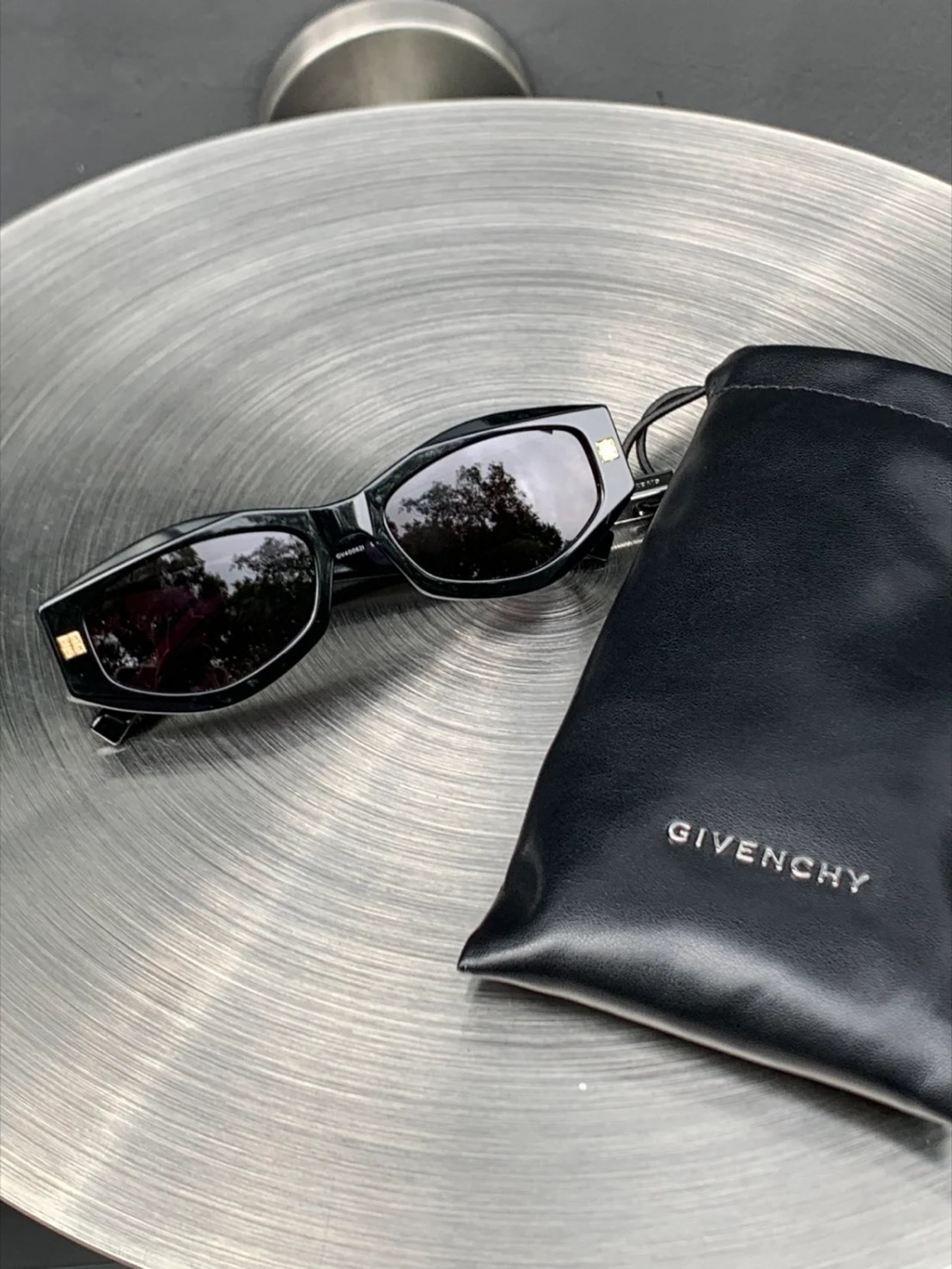 GIVENCHY 紀梵希 經典小標 不規則貓眼 墨鏡 太陽眼鏡