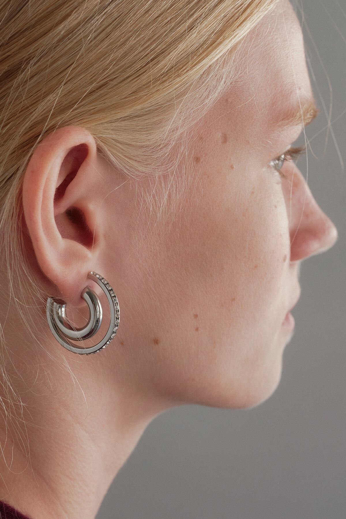 MONDAY EDITION CRYSTALLINE HOOP EARRINGS SLIVER MWER240605SV