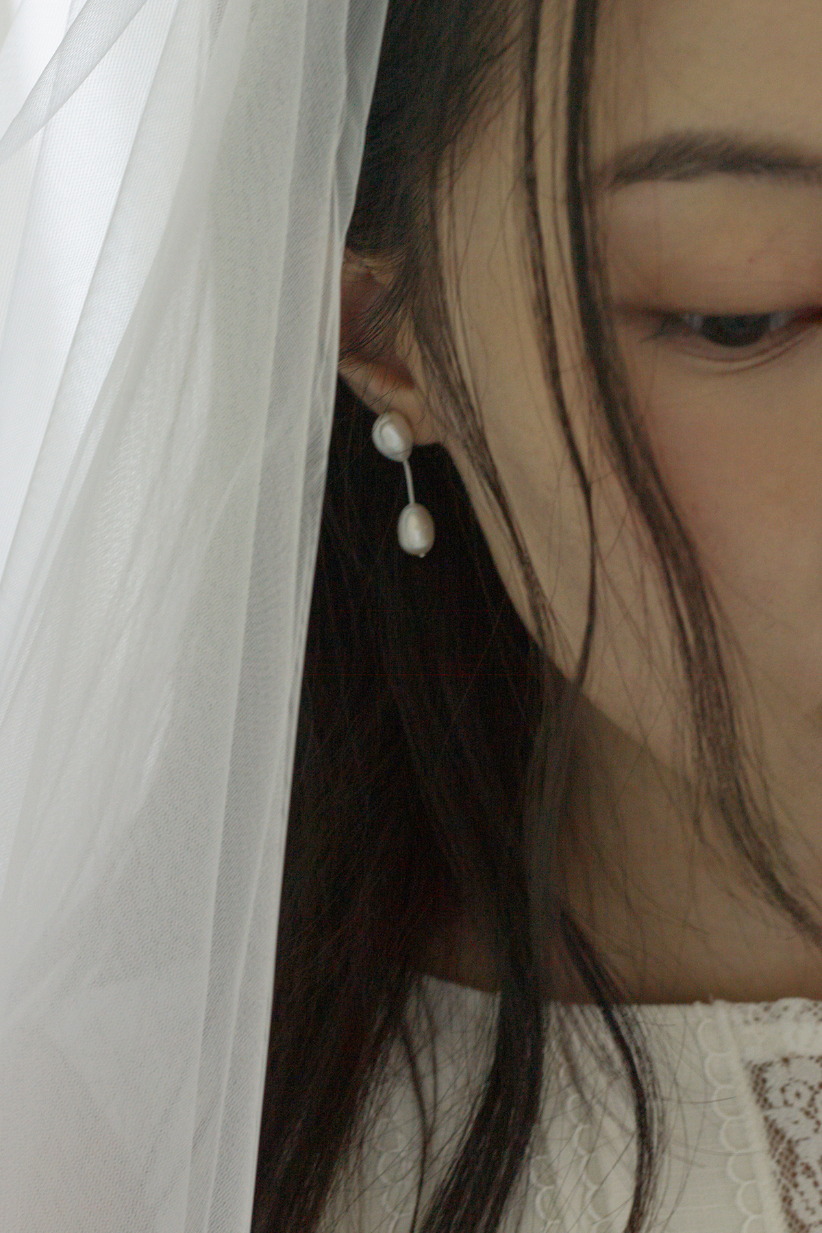 MONDAY EDITION [MJXME] BAROQUE PEARL STRING EARRINGS MWER250202WH
