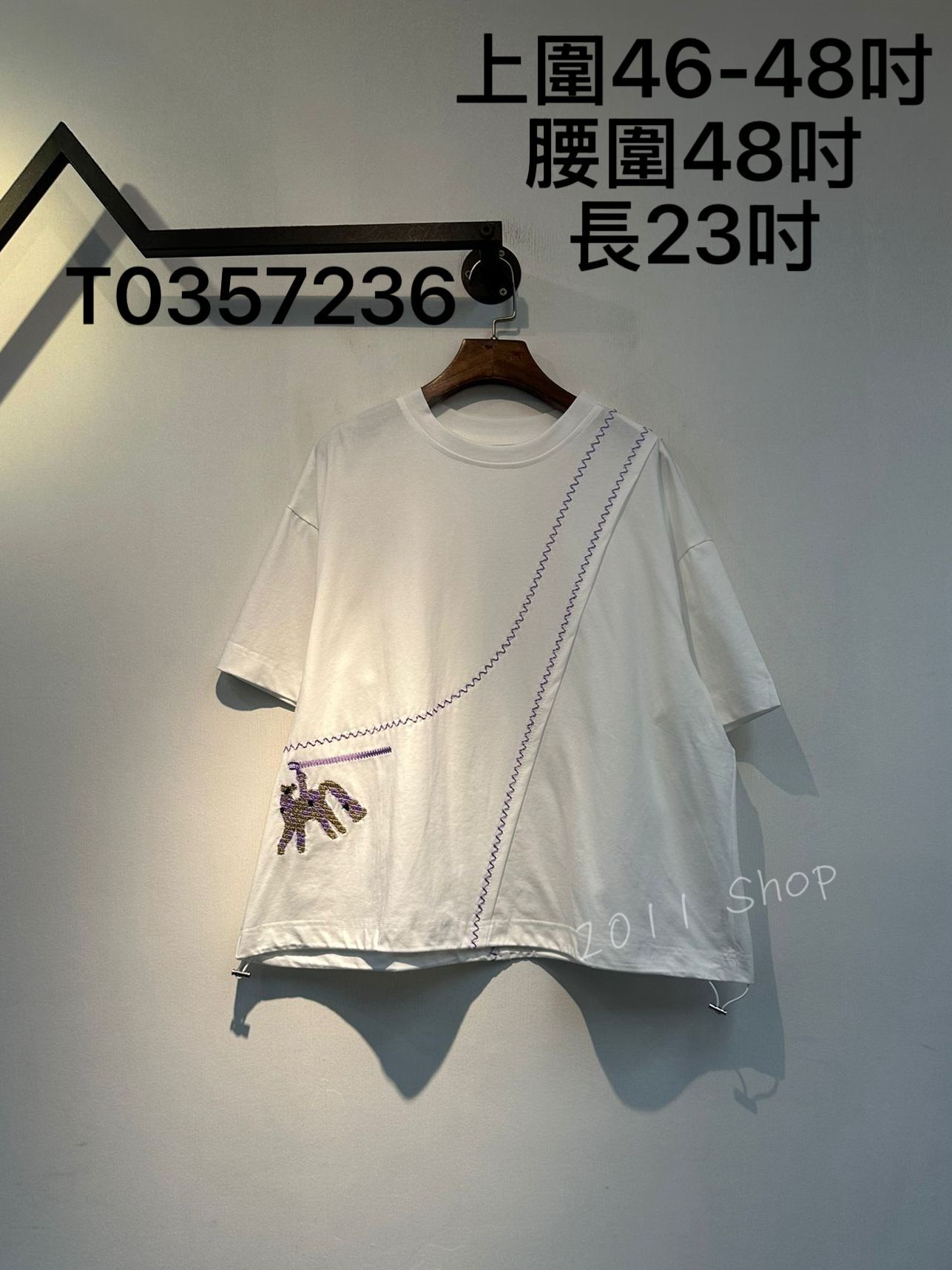 波浪刺繡拉鍊圖案下擺束繩TOP  上圍46-48吋 腰圍48吋 長23吋  T0357236