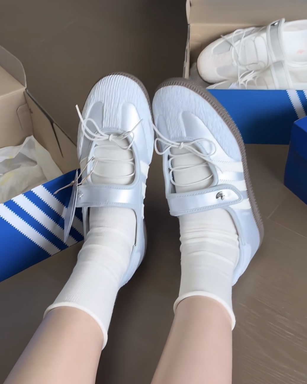 ADIDAS SAMBA JANE 灰藍奶油 珠光銀 灰銀 奶油白 異材質 拼接 瑪莉珍鞋 涼鞋 女鞋 LB8628 / 調貨
