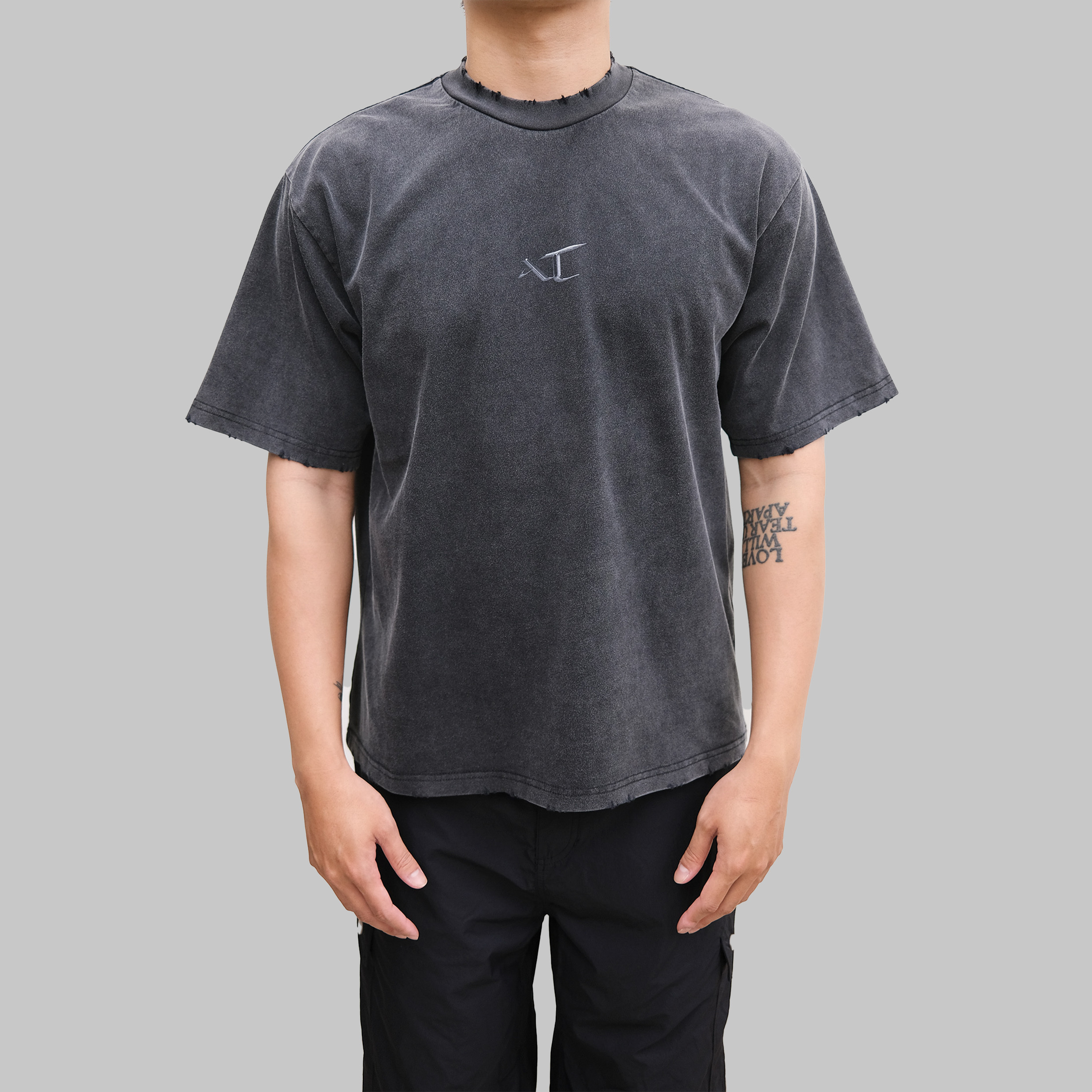 Anonymous Talking Metallic Logo Tee 金屬Logo 水洗短Tee