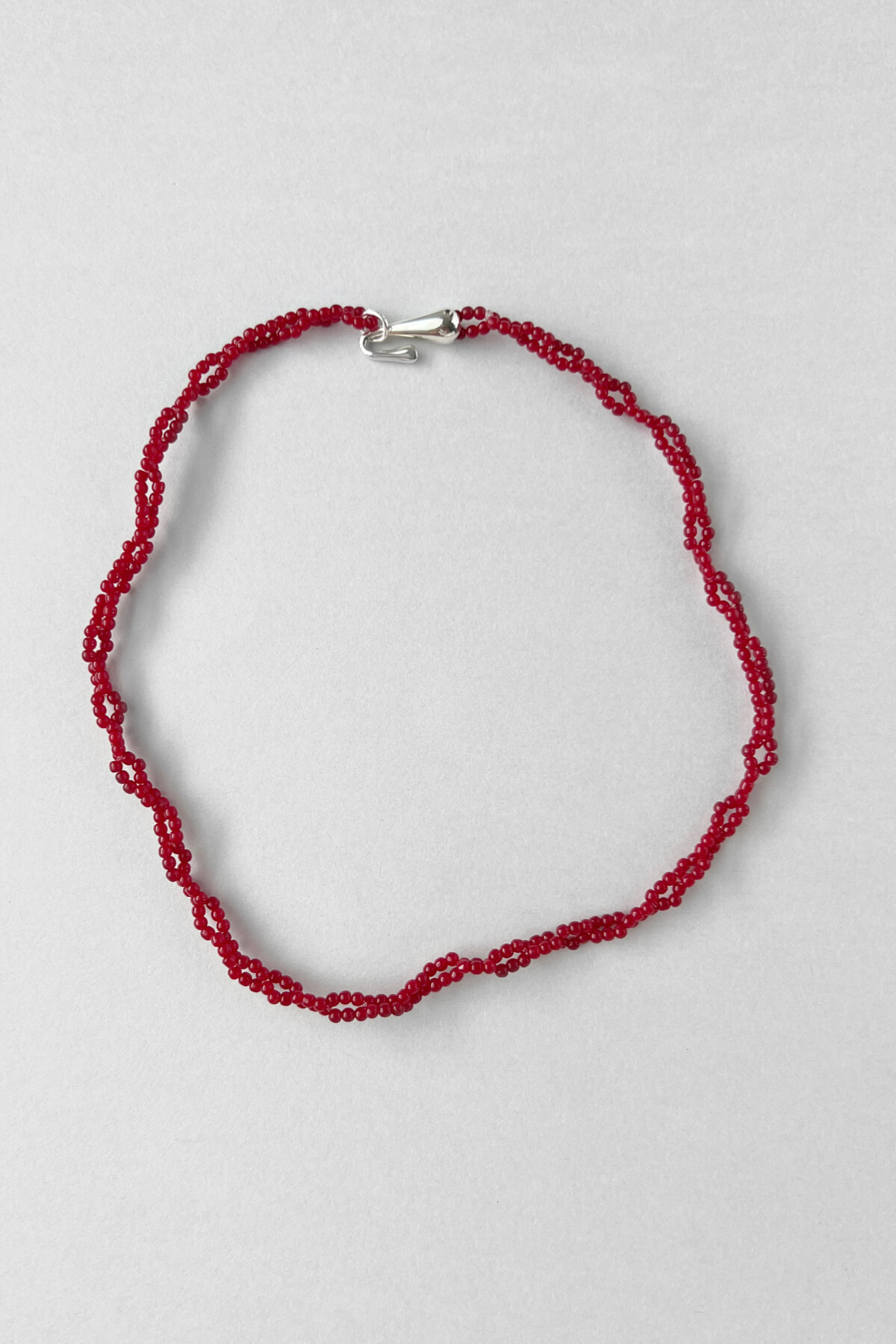 MONDAY EDITION PETITE PLUMERIA NECKLACE RED MWNL250510RE