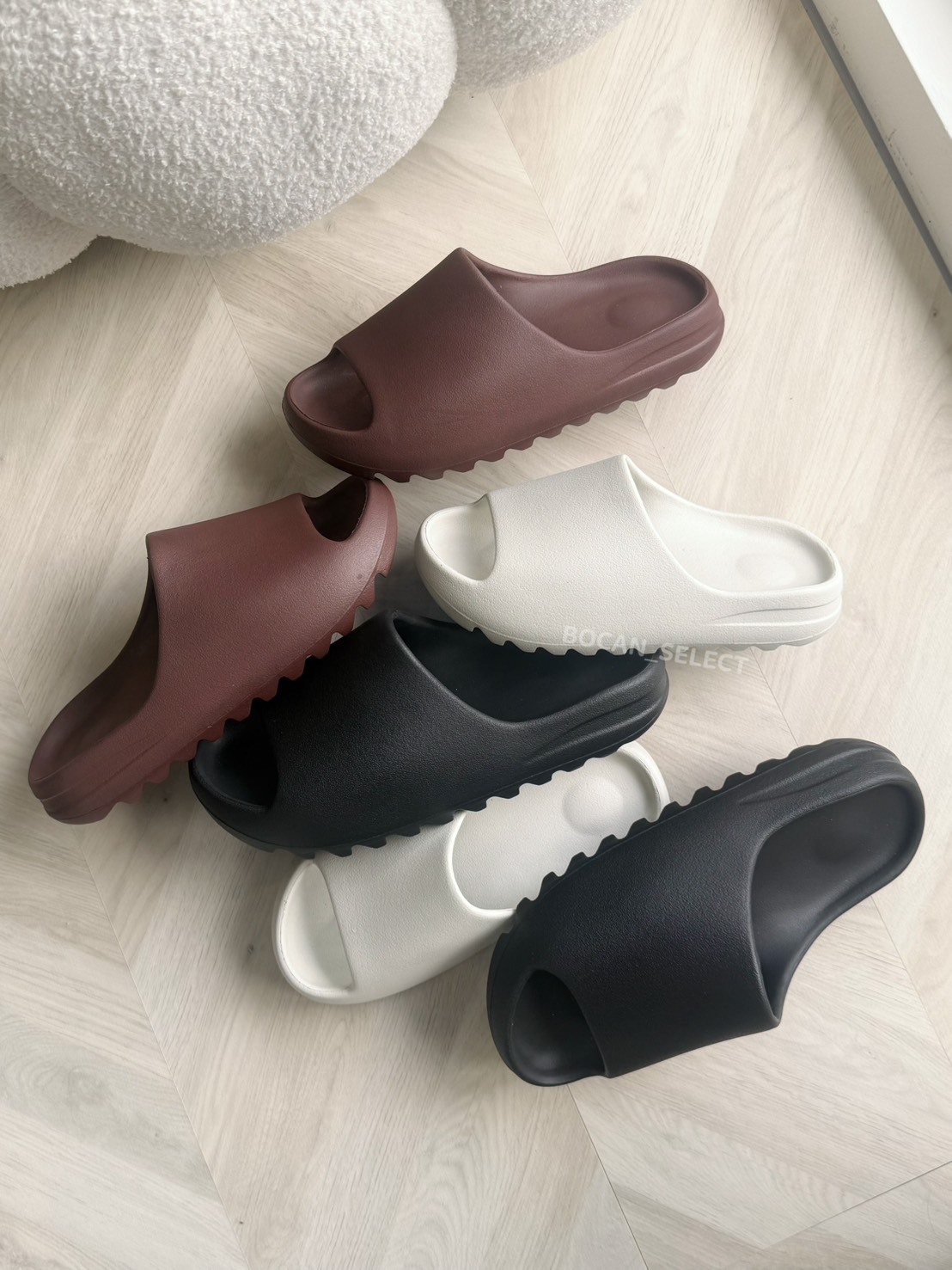 <限時接單> YEEZY SLIDE 肯爺 拖鞋 踩屎拖 黑魂 巧克力棕 骨白