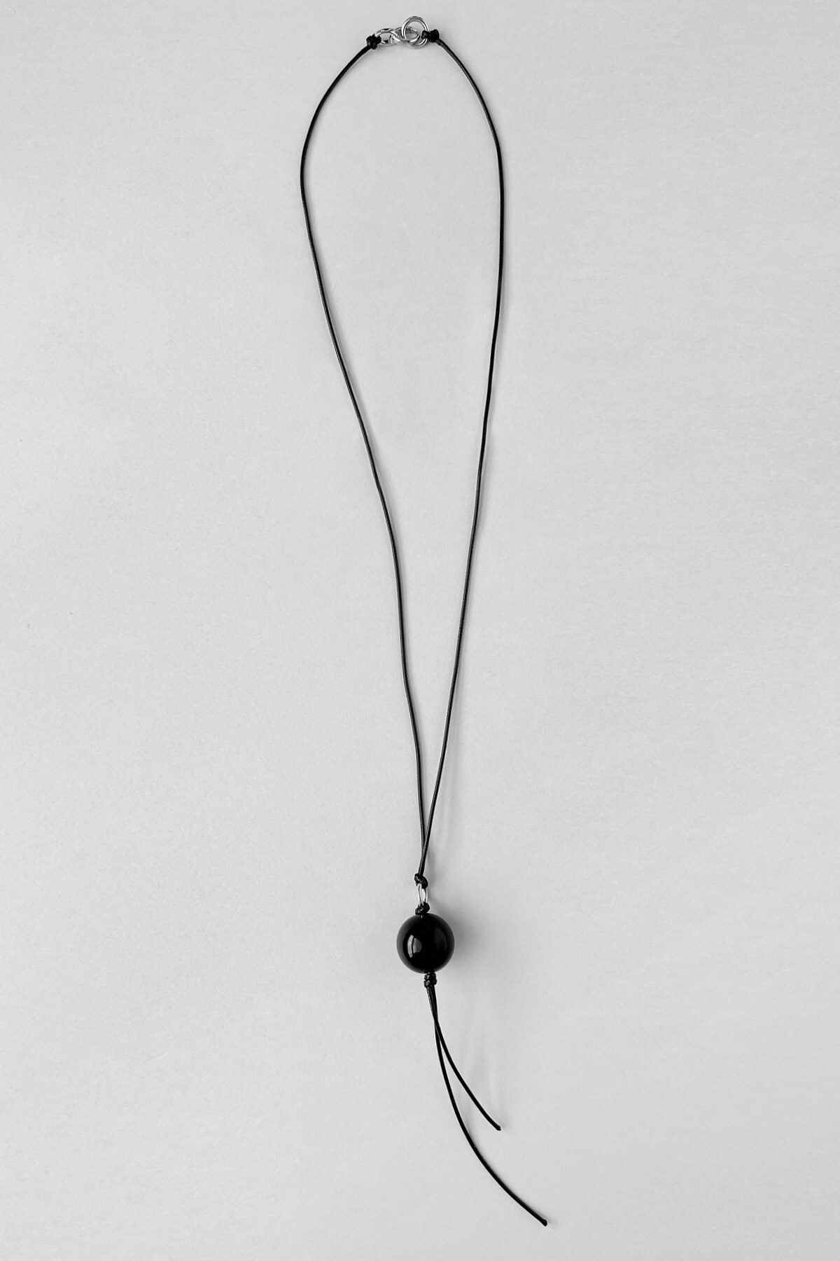 MONDAY EDITION MONO DROP LARIAT NECKLACE MWNL250513BK