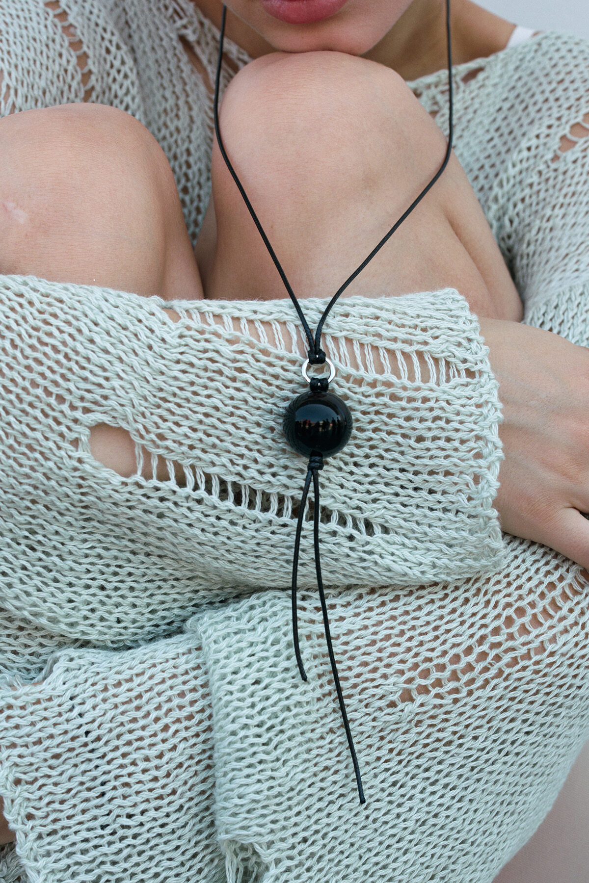 MONDAY EDITION MONO DROP LARIAT NECKLACE MWNL250513BK