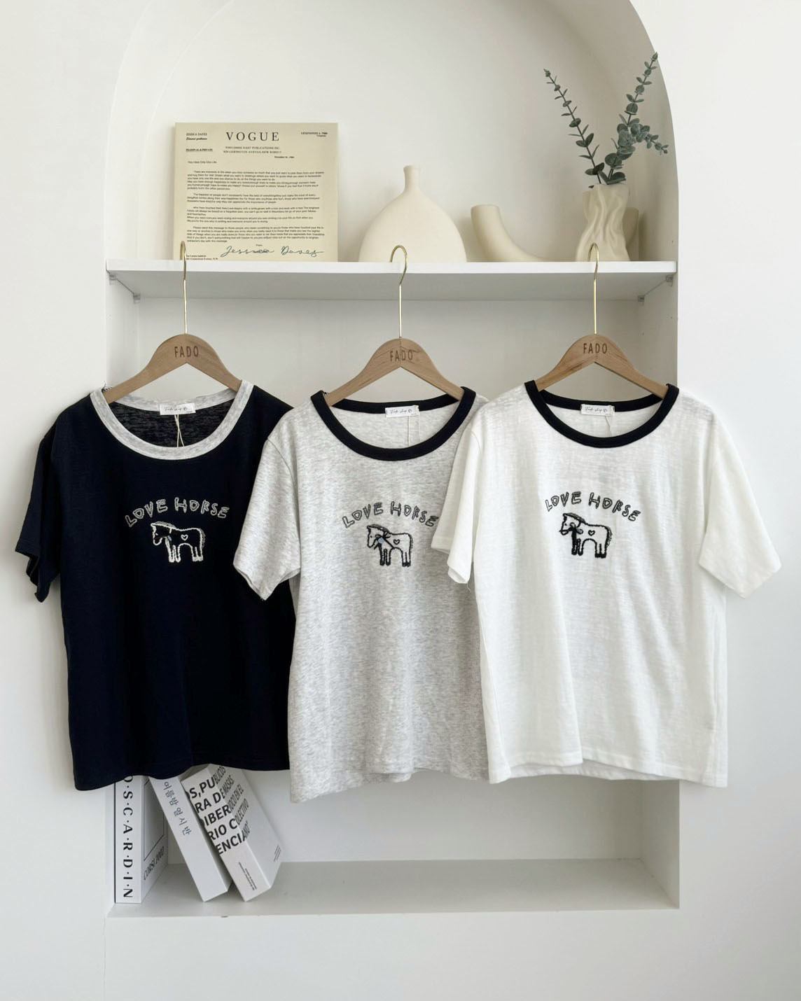 法朵Fado shop｜撞色領口立體刺繡小馬棉T 0215162 三色