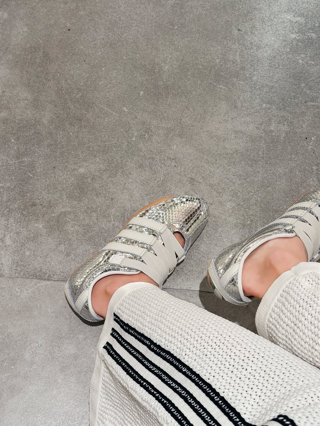 Adidas Originals Tokyo MJ 日本新款 銀色 蛇紋 薄底 瑪莉珍鞋 KI4312