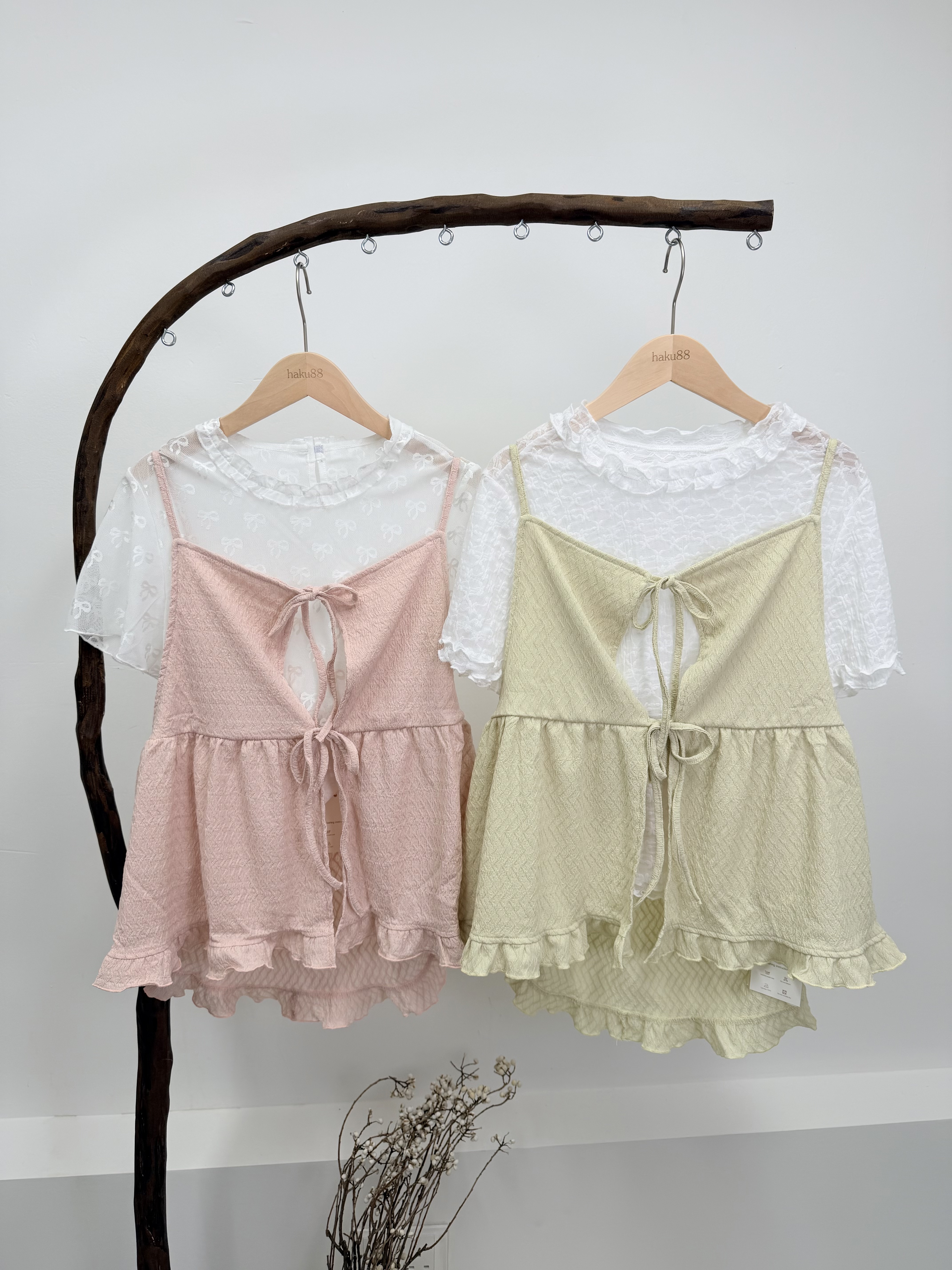 Kawaii๑ ᷇ 𖥦 ᷆๑)♡ 純色暗菱形紋雙綁帶外搭