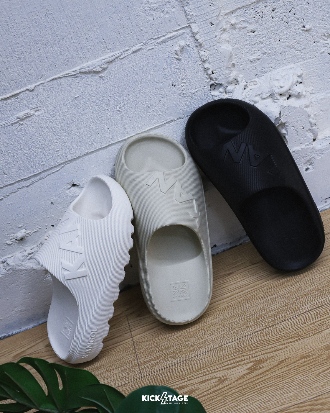 男女鞋 KANGOL SLIPPERS 白色 黑色 淺卡其 英國 袋鼠 防水 厚底 基本 運動 休閒 拖鞋【66251621】