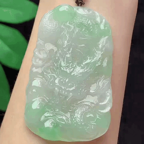 520324 翡翠飄綠龍牌