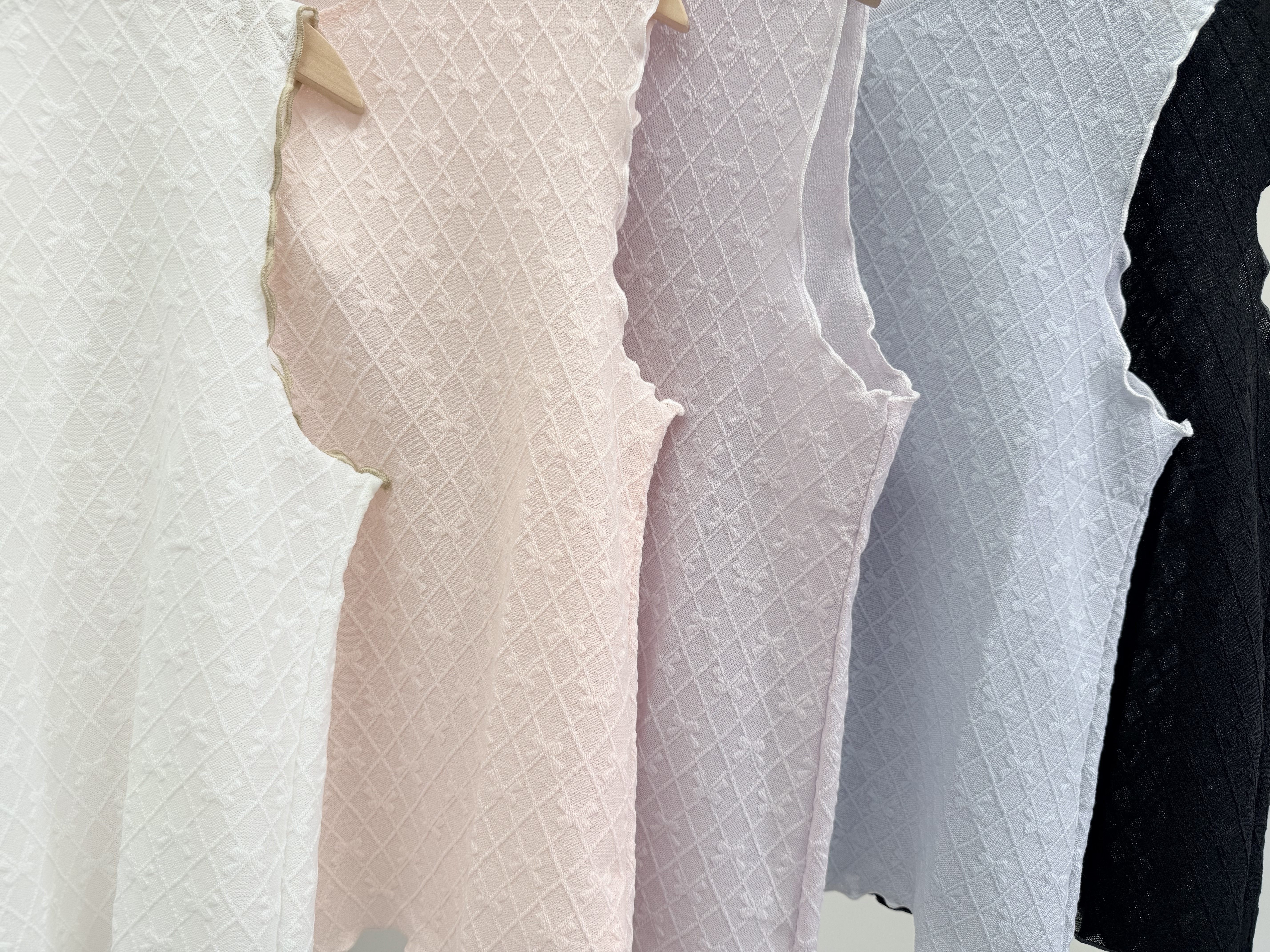 蝴蝶結暗紋拼紗背心🎀