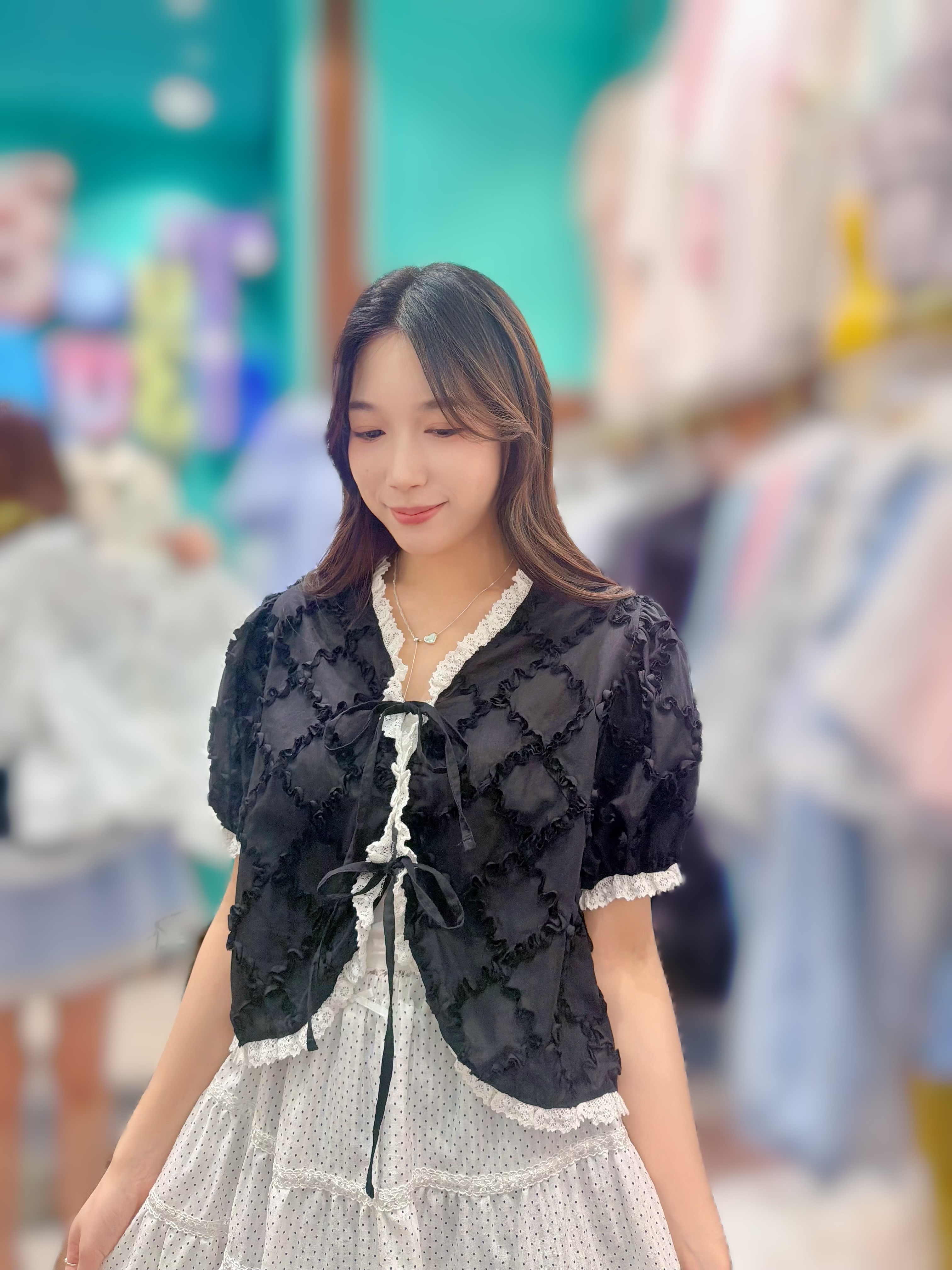 BU27 胸46 長20 $599 (一口價)