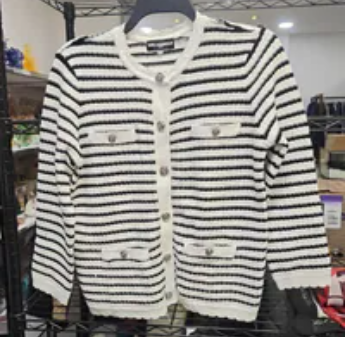 [S] KARL LAGERFELD SOFT WHITE/BLACK BUTTON UP STRIPED CARDIGAN, L6DSZJ70-S8W (SKL1694)
