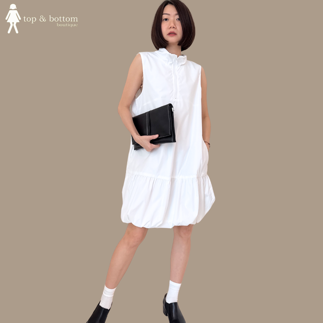 SLEEVELESS HIGH NECK ZIPPED BUBBLE DRESS