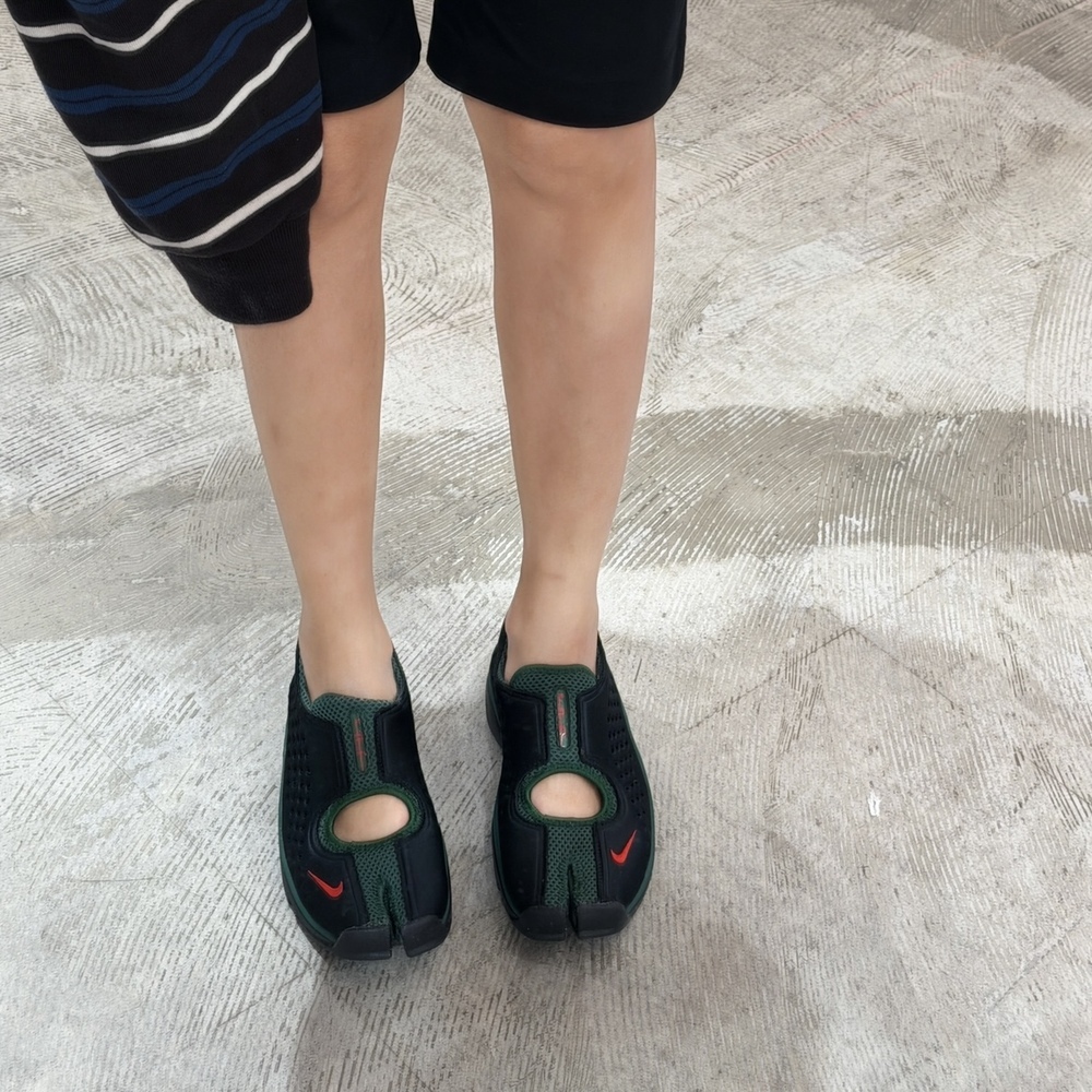 Nike Air Rift 2 日本新款 黑色 墨綠 紅勾 瑪莉珍 忍者鞋 IQ8006-002