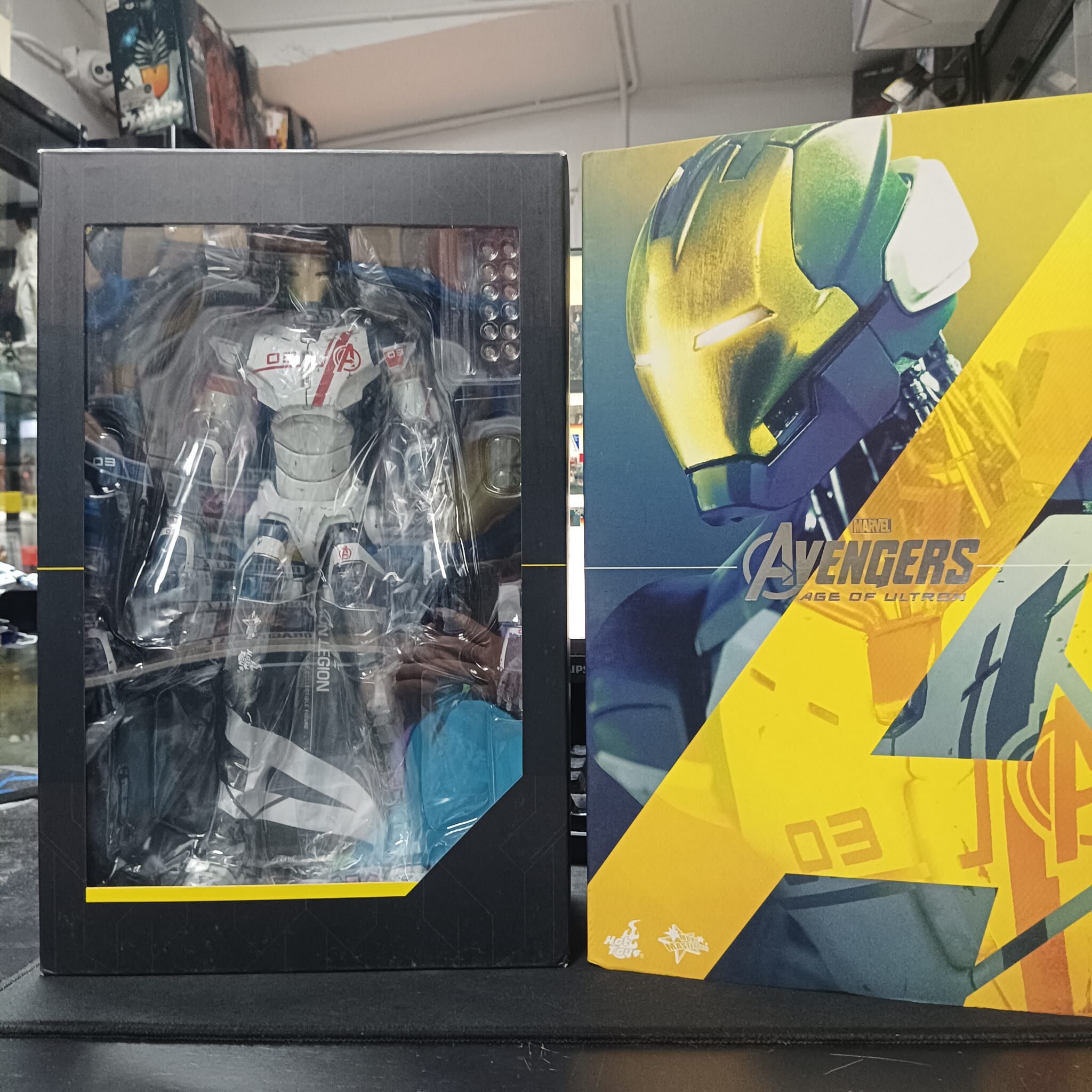 寄賣-Hot toys MMS299 Iron Legion
