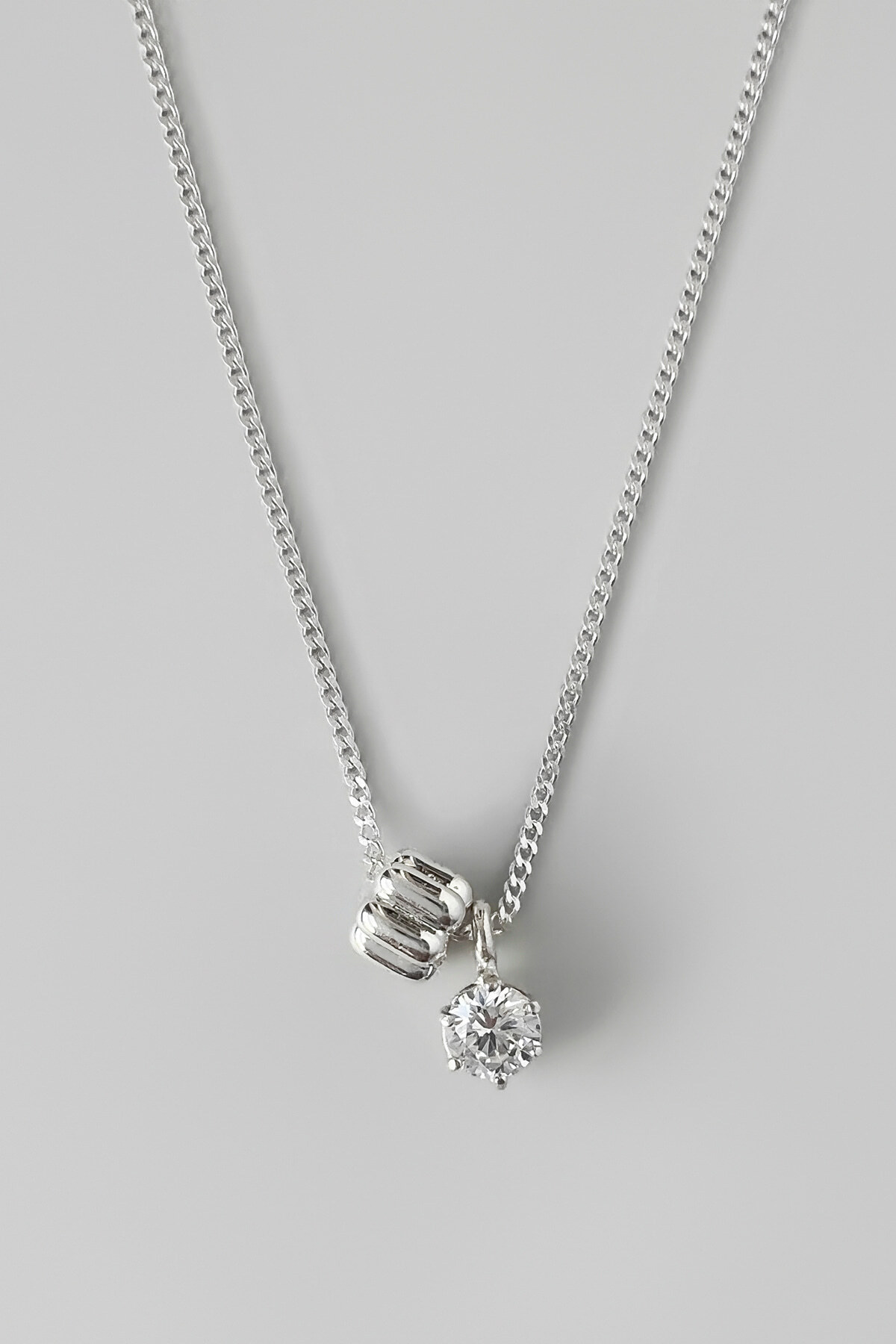 MONDAY EDITION CANELE CLAIR NECKLACE SILVER MWNL251002SV