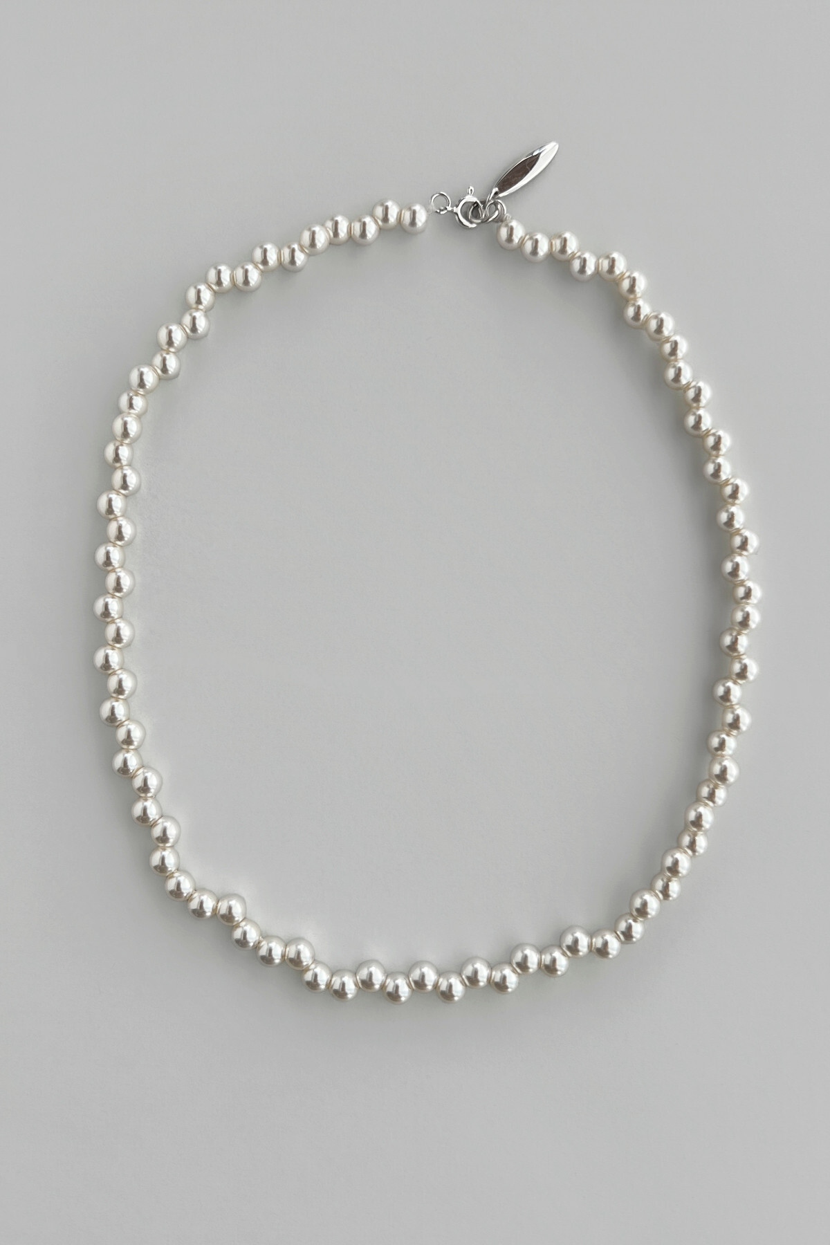 MONDAY EDITION PEARL VINE NECKLACE MWNL260208WH