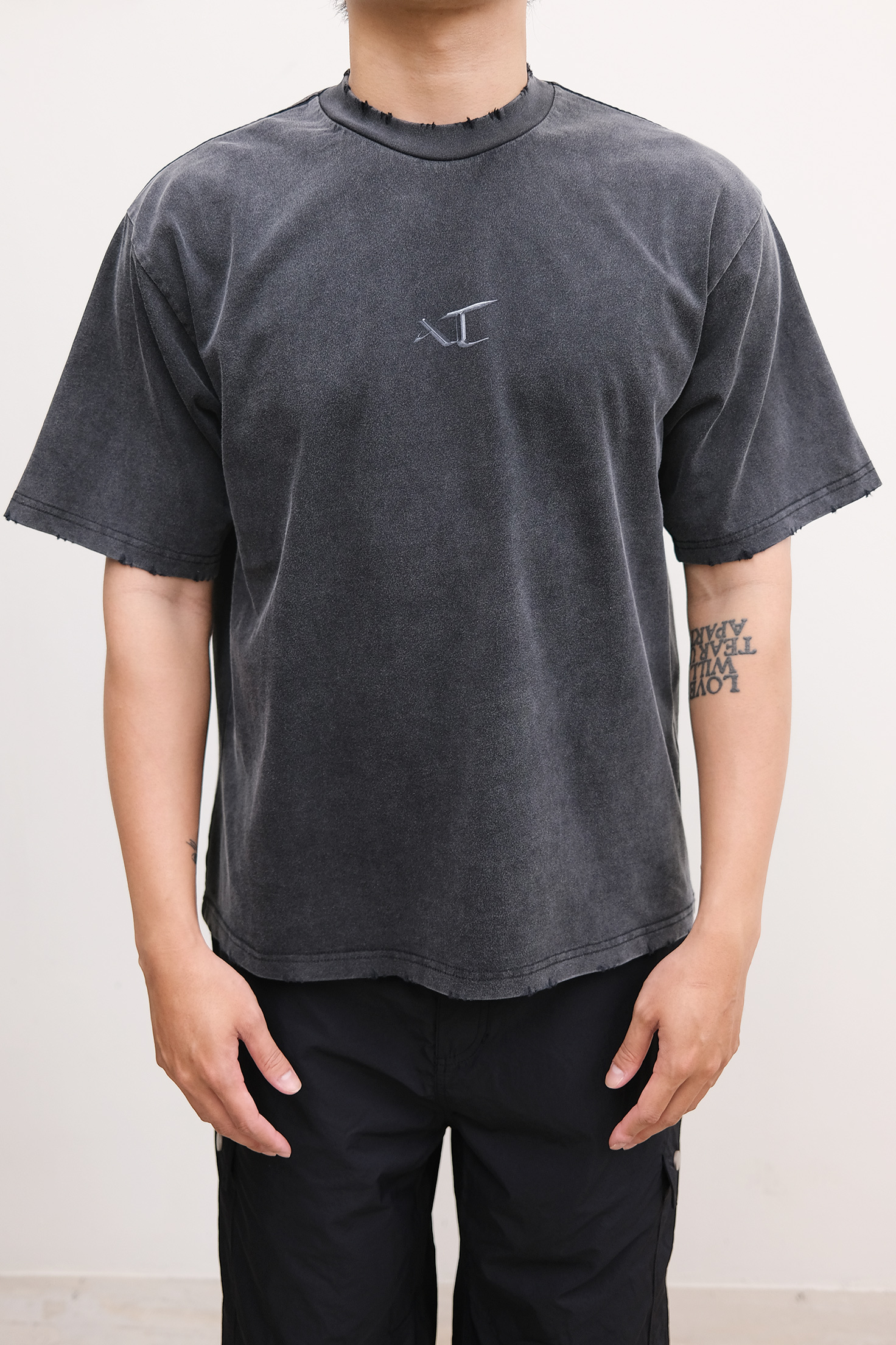 Anonymous Talking｜S26-SS08 – Metallic Logo Tee