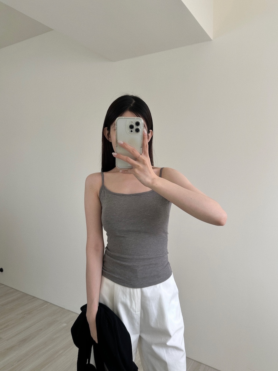不跑杯長版細肩帶背心式Bra Top