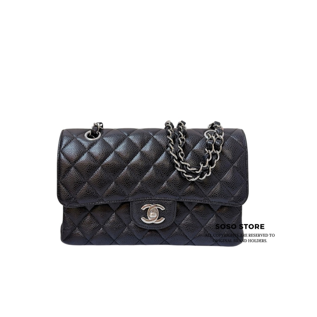 Chanel Classic Flap Bag 23 - Black / SHW