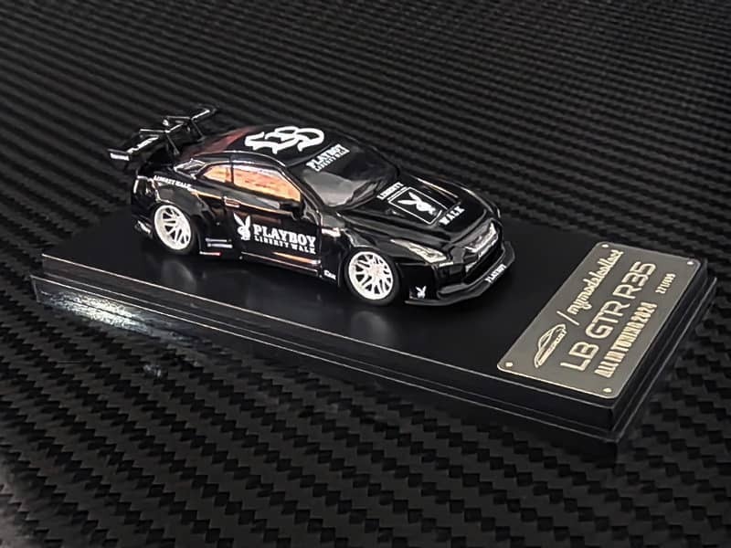 PO-$160 * MODEL COLLECT * 1:64 NISSAN GT-R R35 LB BLACK PLAYBOY LIVERY