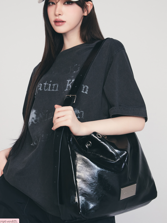 【直播】Matin Kim LX0605606 MATIN EYELET POINT LAYERED BIG SHOULDER BAG (MK2634BG030M)