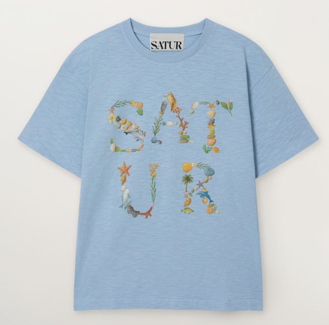 【品牌清貨SALE】 【現貨】【韓國大熱品牌😍朴圭瑛SEVENTEEN同款！】【SATUR】Marin Collage Graphic T-Shirt