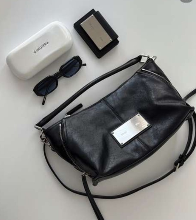 【直播】Matin Kim LX0605610 SIDE ZIPPER TWO WAY BAG IN BLACK（MK2600BG004VBB）
