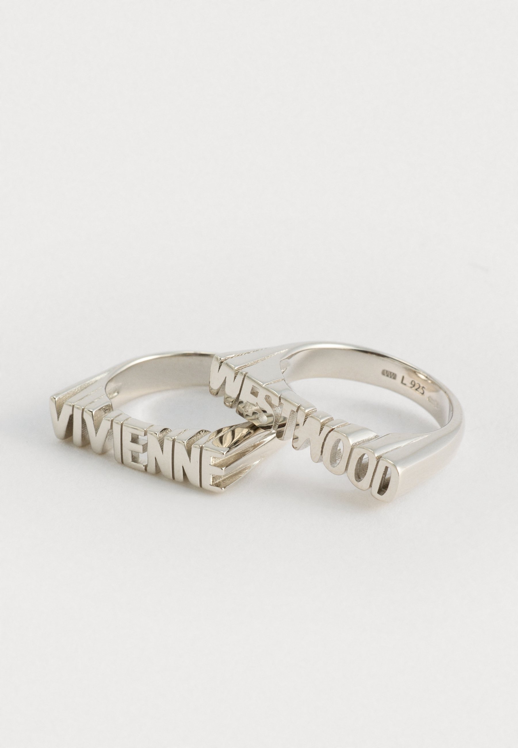 VIVIENNE WESTWOOD / Essex Ring Set
