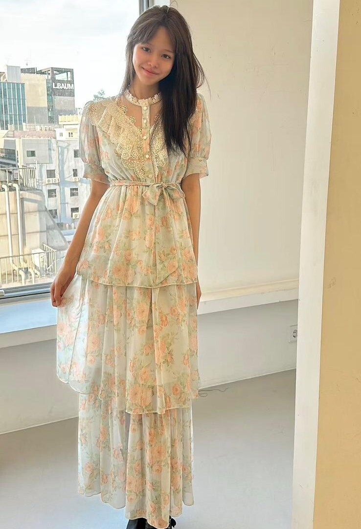 Y88( Renee 生日價) 胸43 腰 22-40 hip 46長 52 $699(一口價)