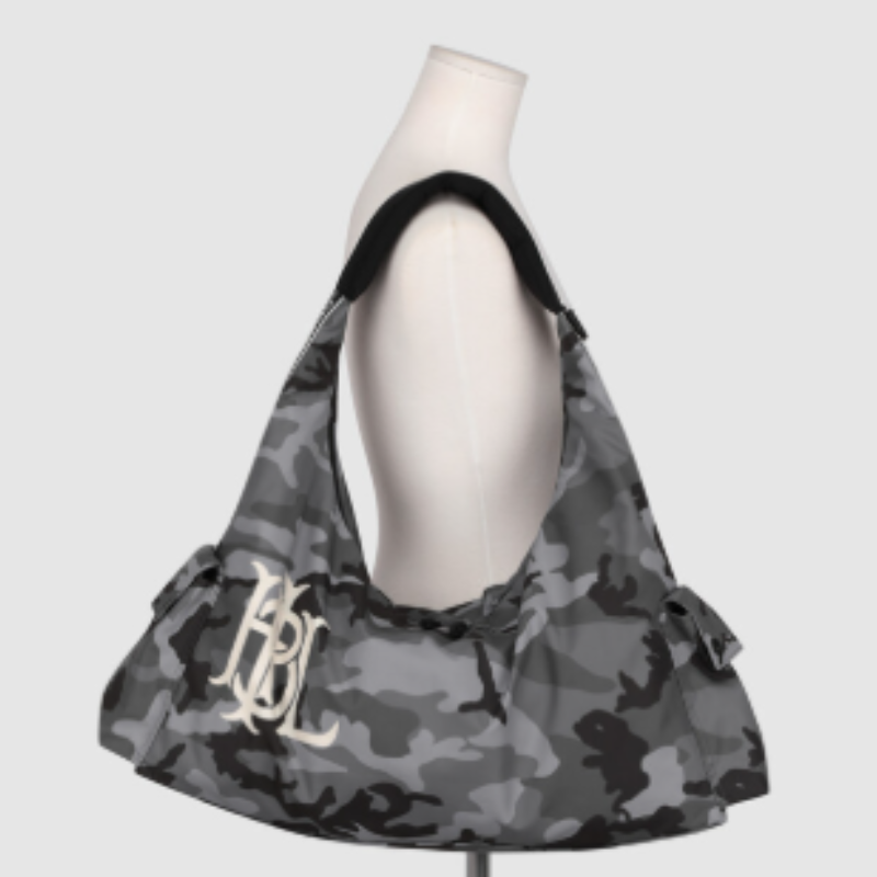 【代購】UMBRO Essential Large Shoulder Bag 大容量肩背包 韓系通勤包 休閒斜背包