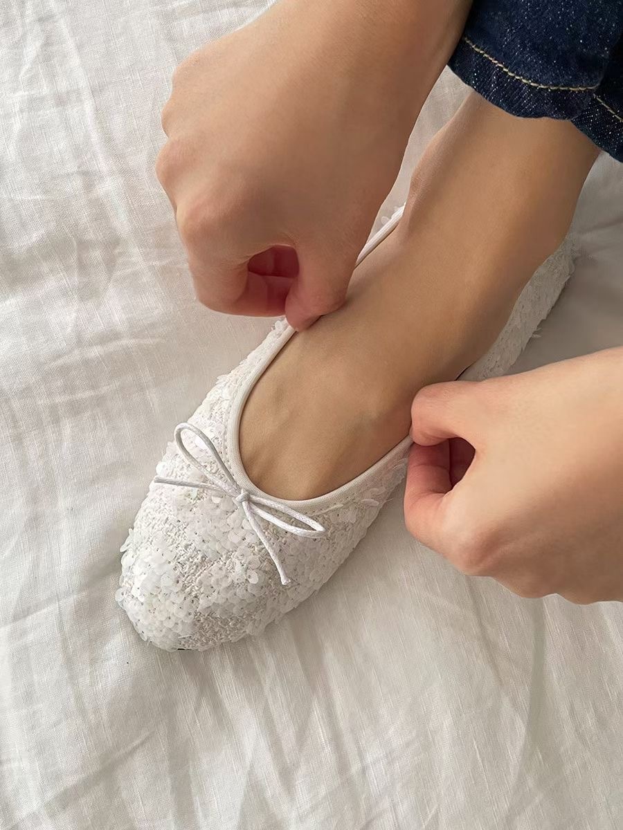 1001 Sequin ballerinas