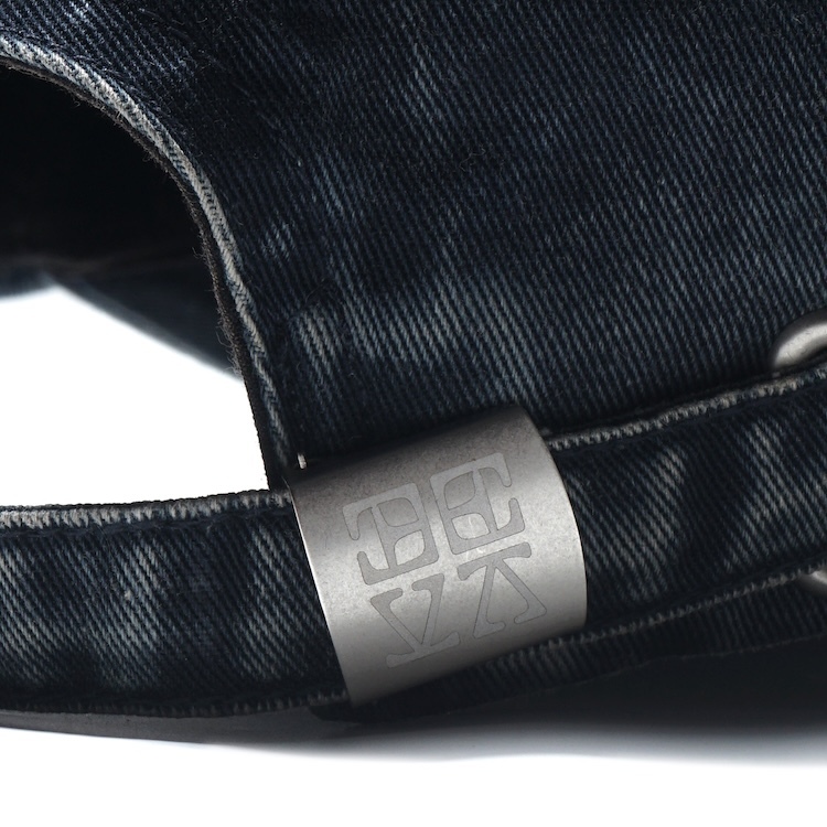 DEVÁ STATES - Distressed Strapback Cap - CARAVAN