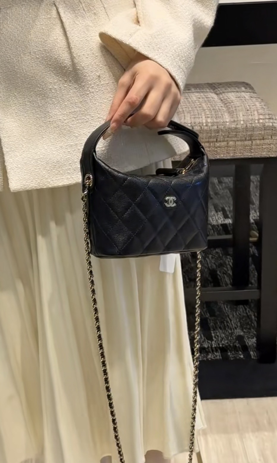 Chanel 黑色菱格鏈條手袋