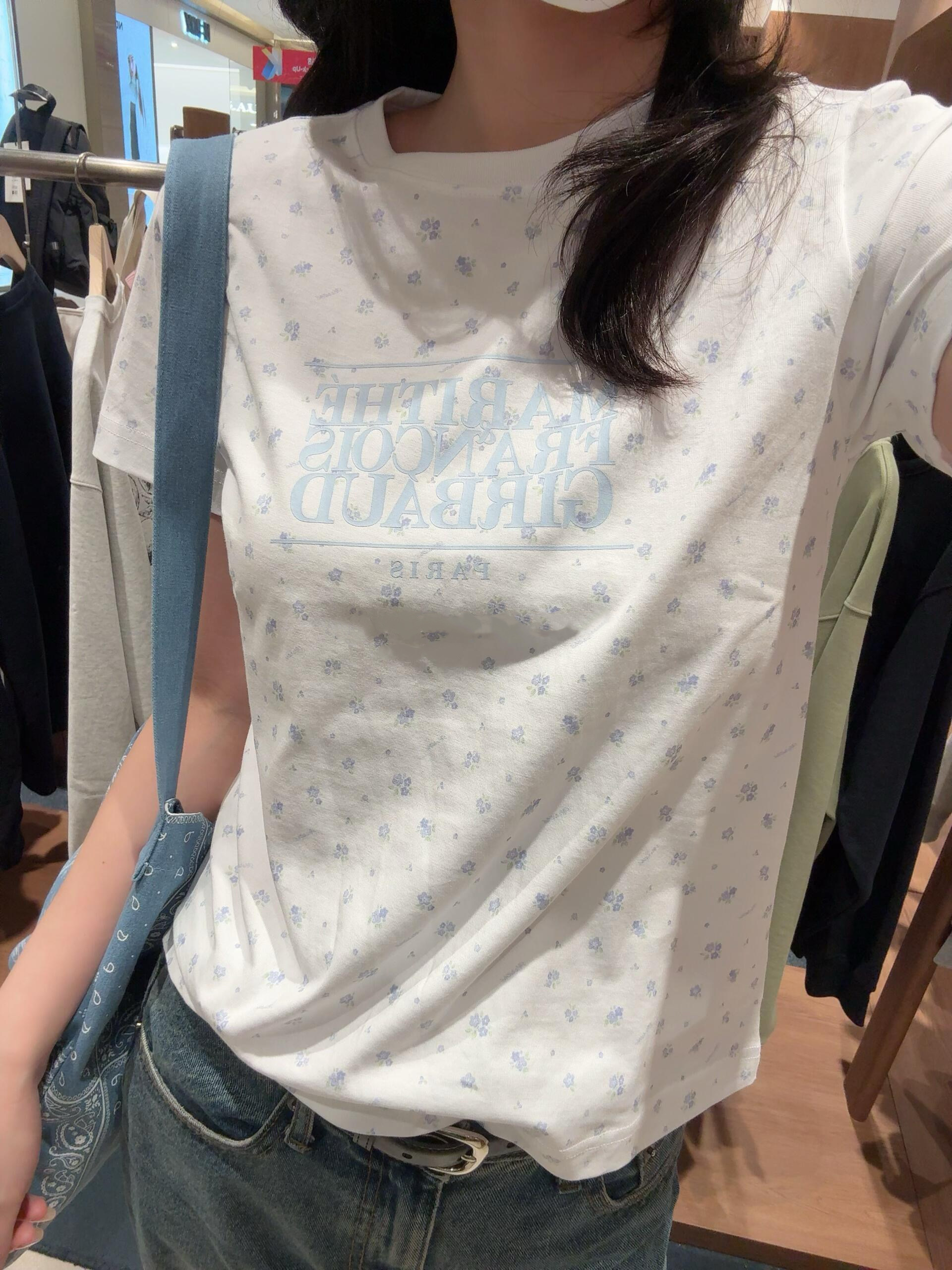 【預購】韓國代購 Marithe Francois Girbaud 新款 碎花 寶寶藍W Classic Logo Tee Flower T恤