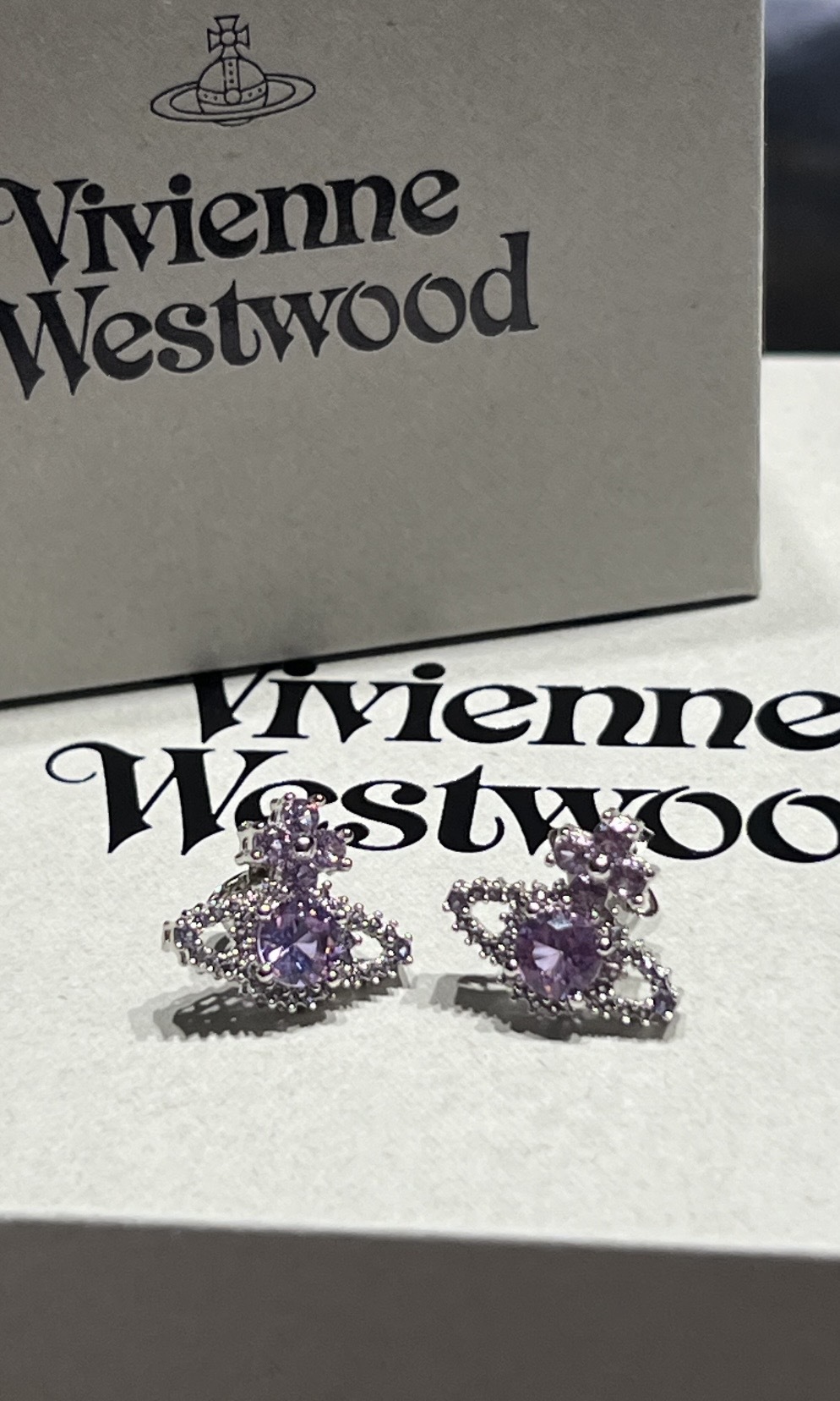Vivienne Westwood 限量款紫色耳釘