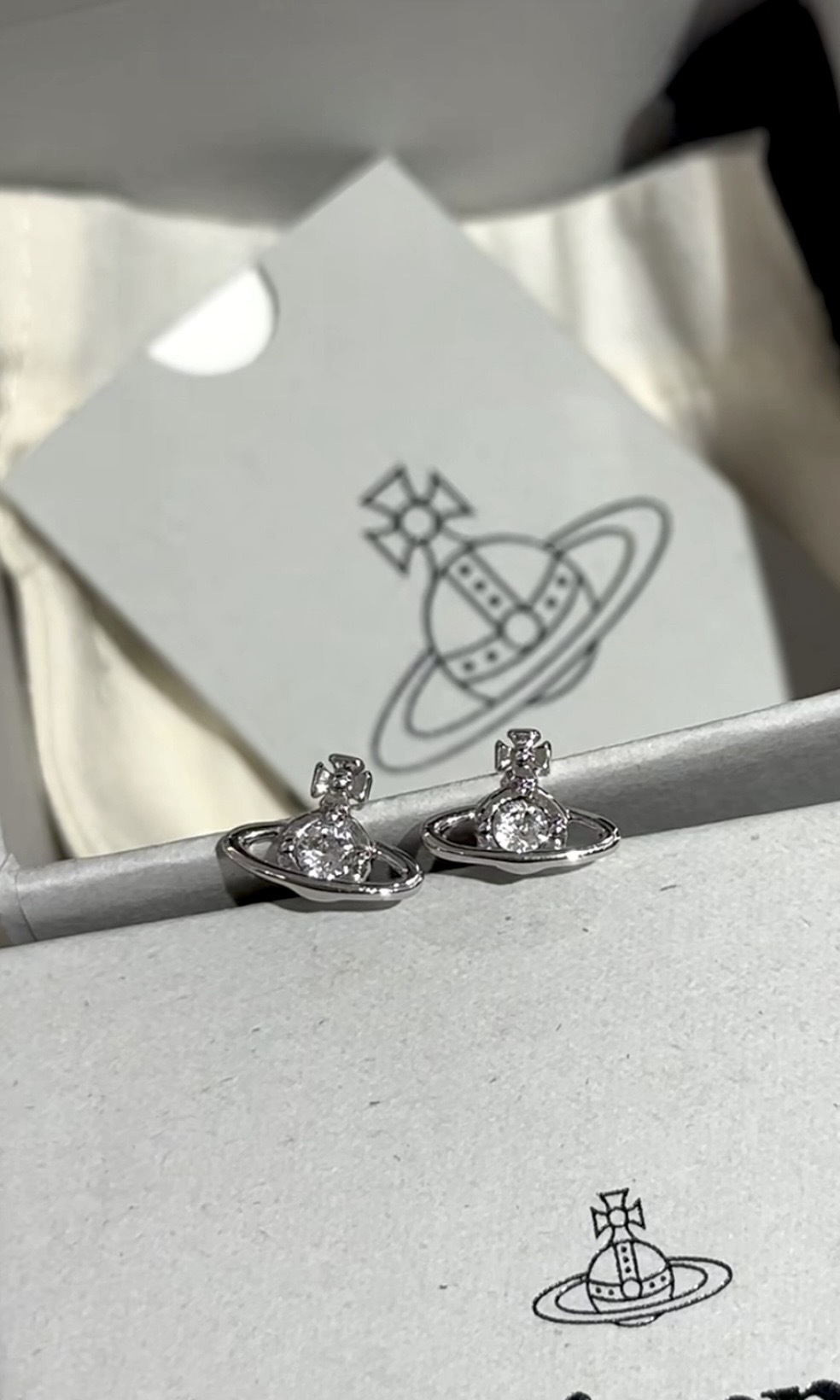 【8色入】Vivienne Westwood Nano Earrings