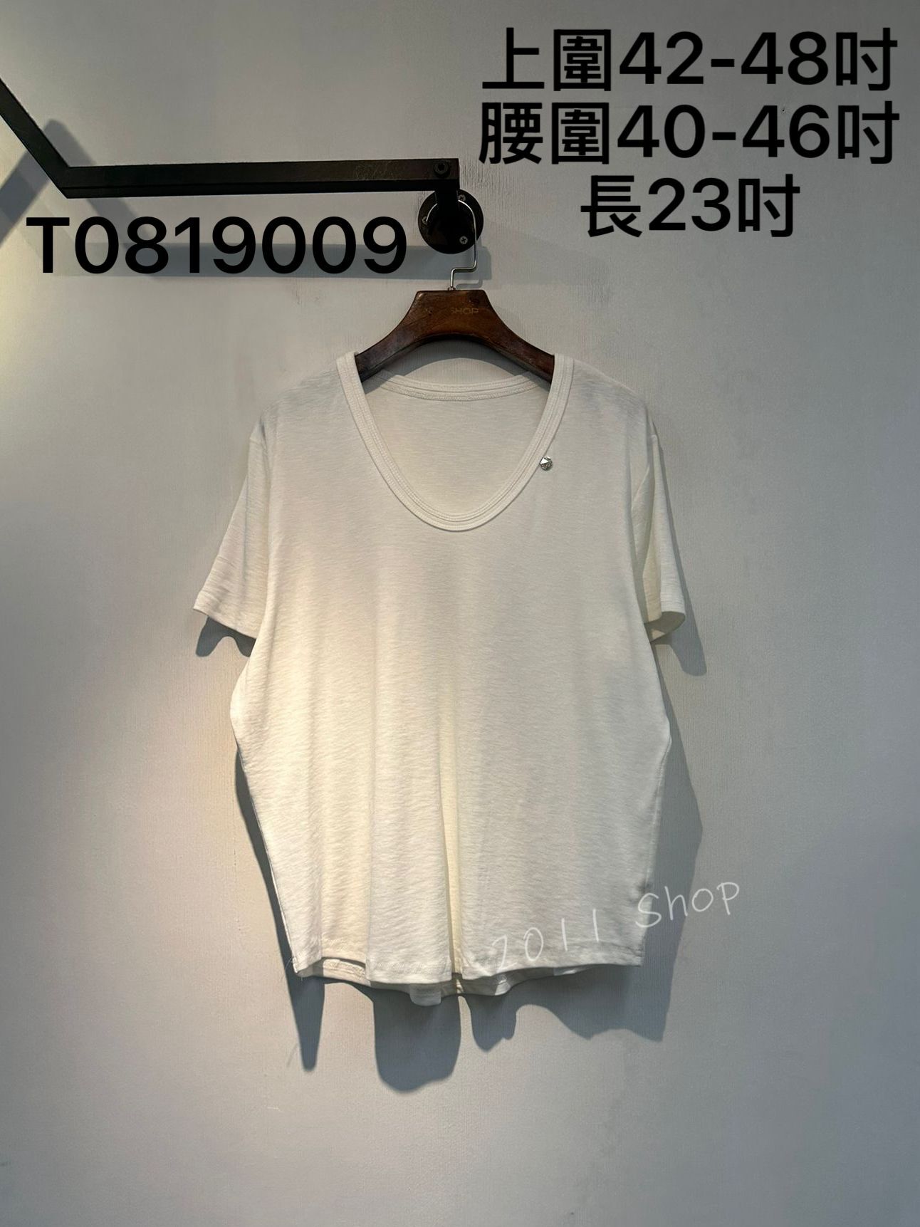 簡約彈性閃閃圓形小吊牌T恤  上圍42-48吋 腰圍40-46吋 長23吋  T0819009