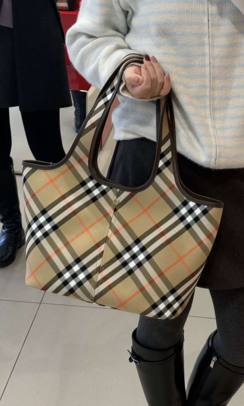 Burberry 橫板 Tote Bag