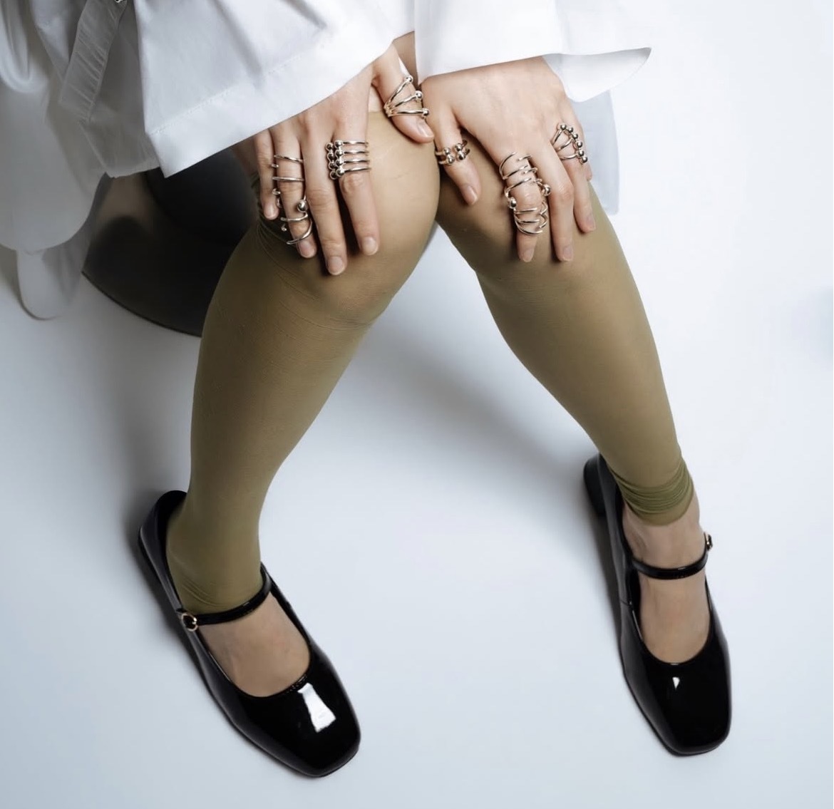 Annabel B-FingerRing