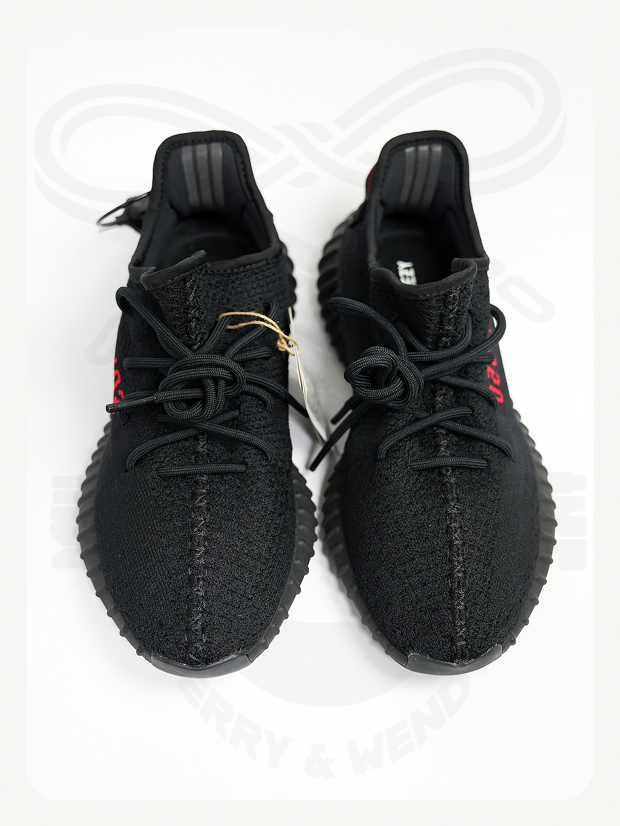 全新 US9 Yeezy Boost 350 V2 'Bred'