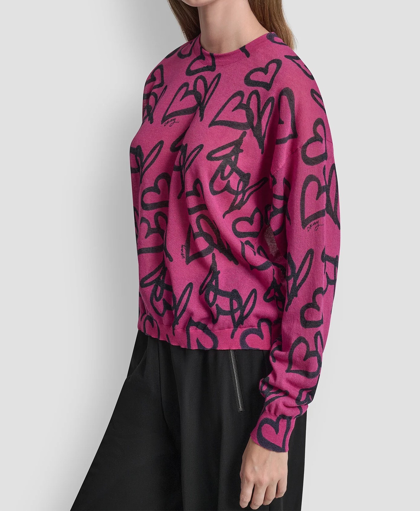 [S] DKNY HOT PINK GRAFFITI HEART GRAFFITI HEART SWEATER, P6ASAC03-D4J (SD1881)