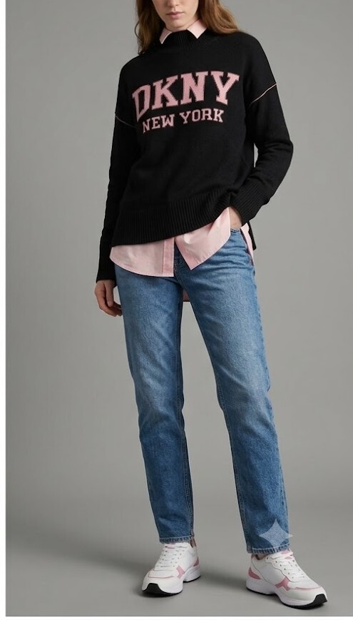 [S] DKNY BLACK/DUSTY MAUVE VARSITY LOGO INTARSIA CREW NECK RELAXED SWEATER, DJ4R0362-OF9 (SD1824)