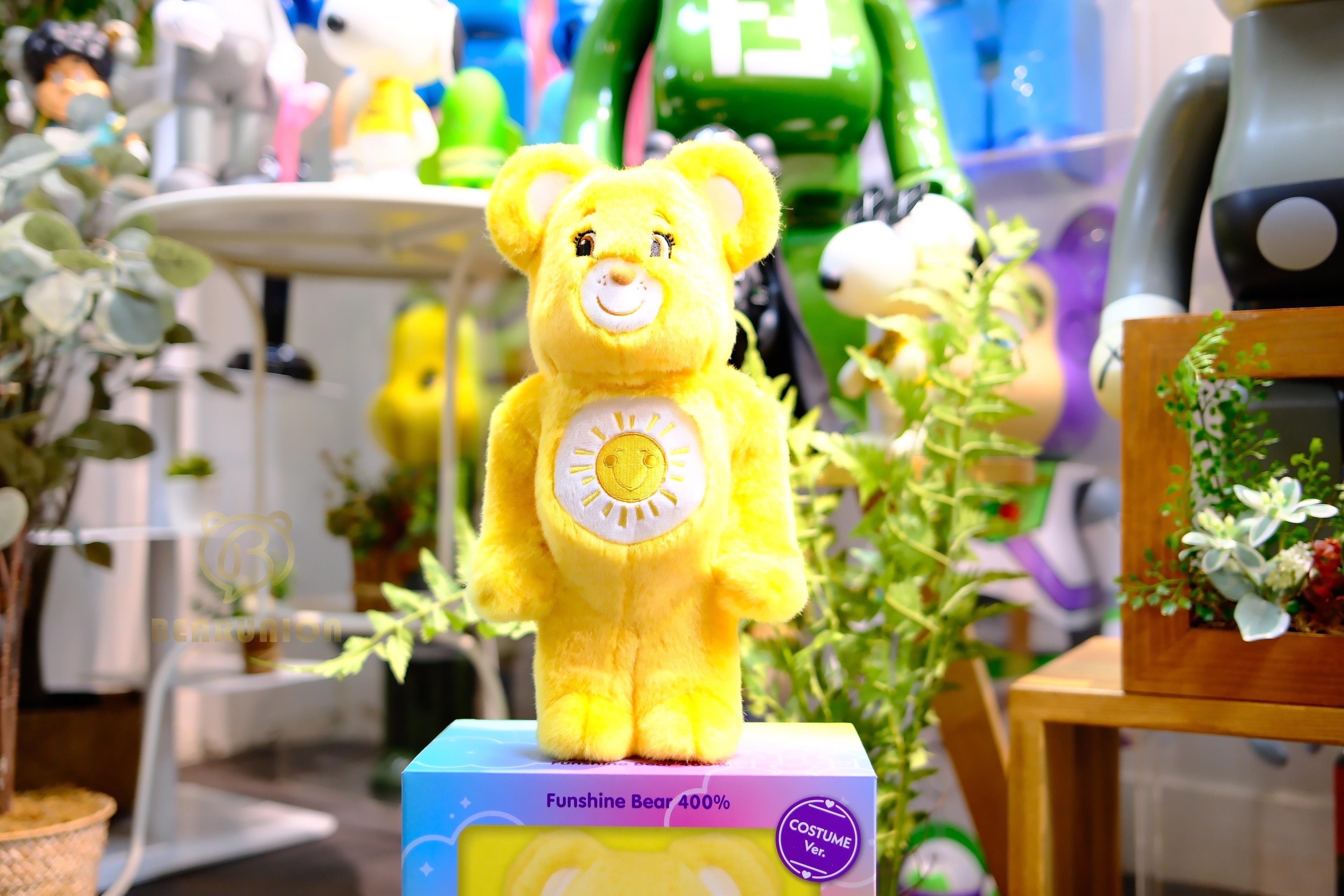 🎏預訂🎏Bearbrick 400% Funshine Bear (TM) COSTUME