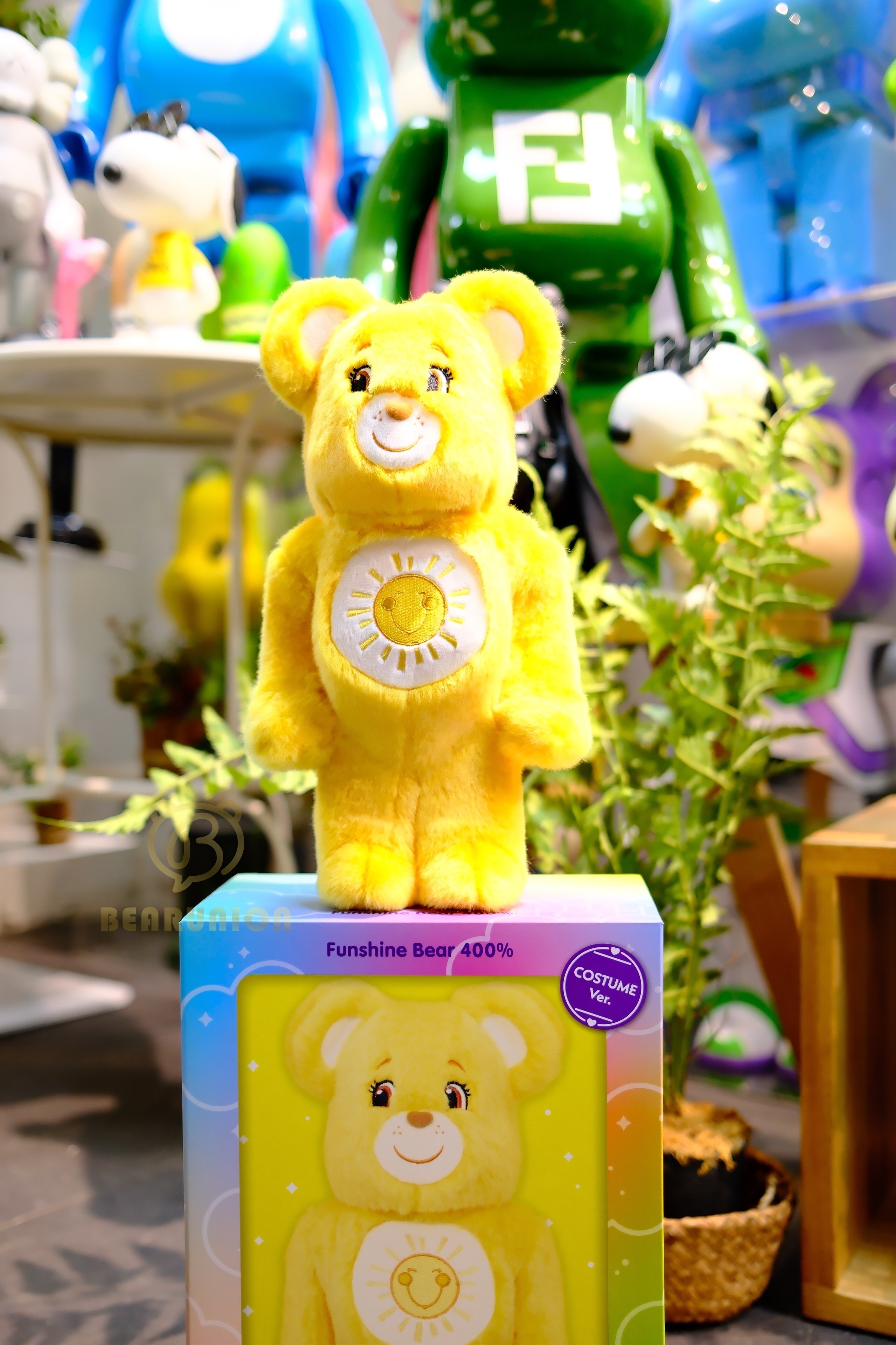 🥇現貨🥇Bearbrick 400% Funshine Bear (TM) COSTUME