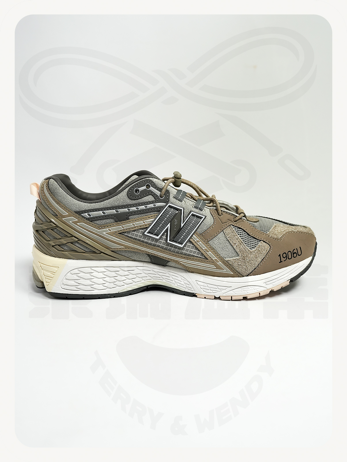 二手 US9 New Balance 1906U x INVINCIBLE x N.HOOLYWOOD 'Grey Titan'
