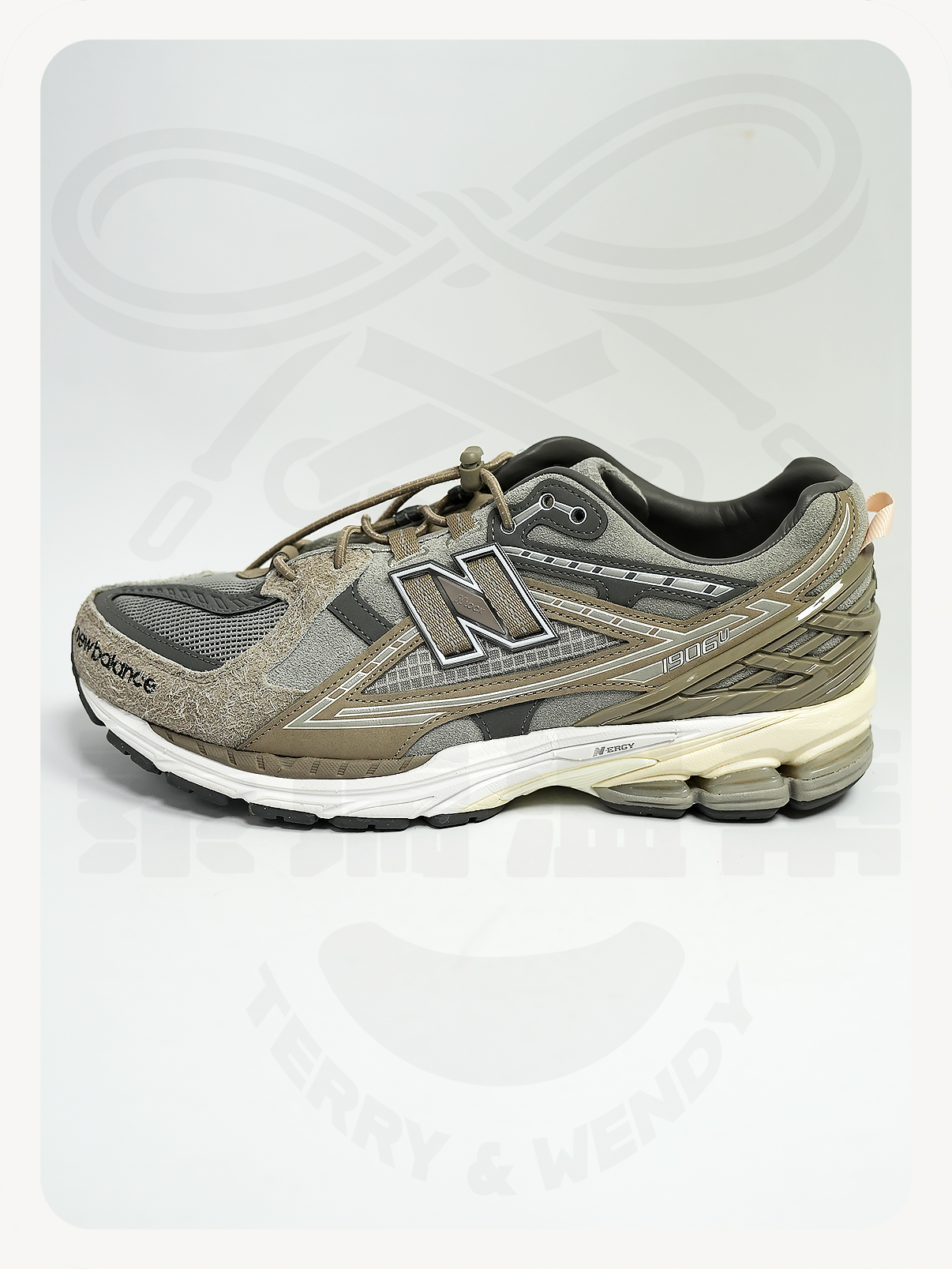 二手 US9 New Balance 1906U x INVINCIBLE x N.HOOLYWOOD 'Grey Titan'